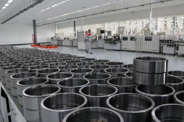 调心滚子轴承(耐高温双列调心滚子轴承 23236CC／W33／C4 电梯轴承 23236CA／W33／C3)